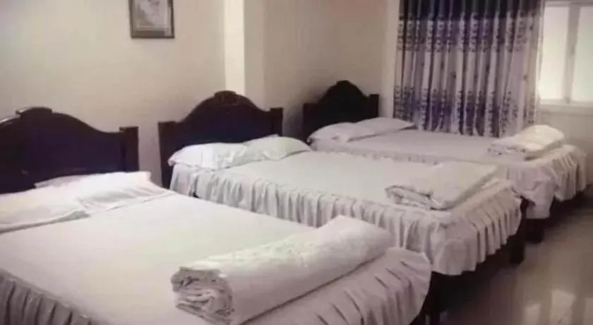 Hung Binh Hotel Da Nang